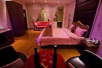 Yuxi Hongyuan Star Hotel Bagian luar foto